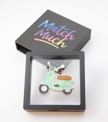 Roman Holiday Brooch